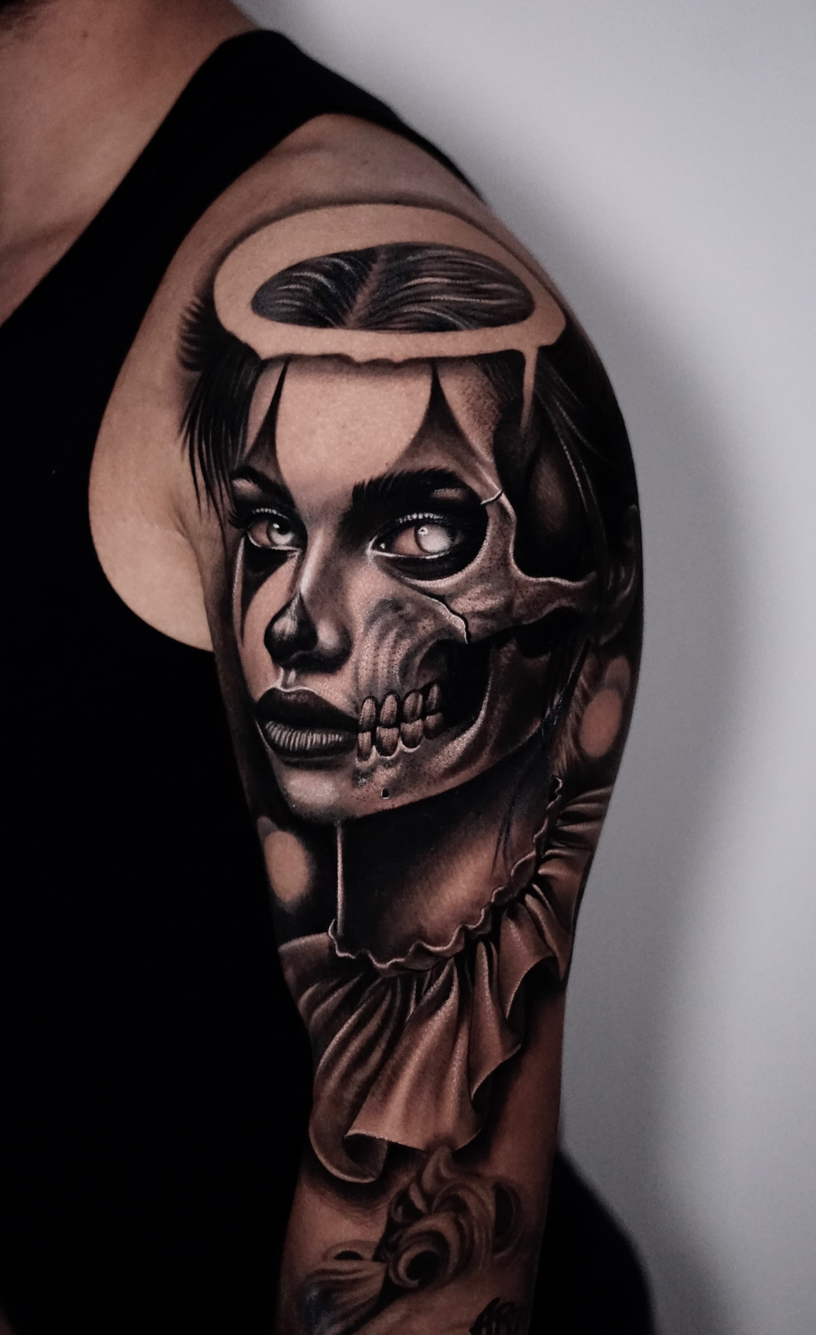Black & Grey Realism — Diego Torres