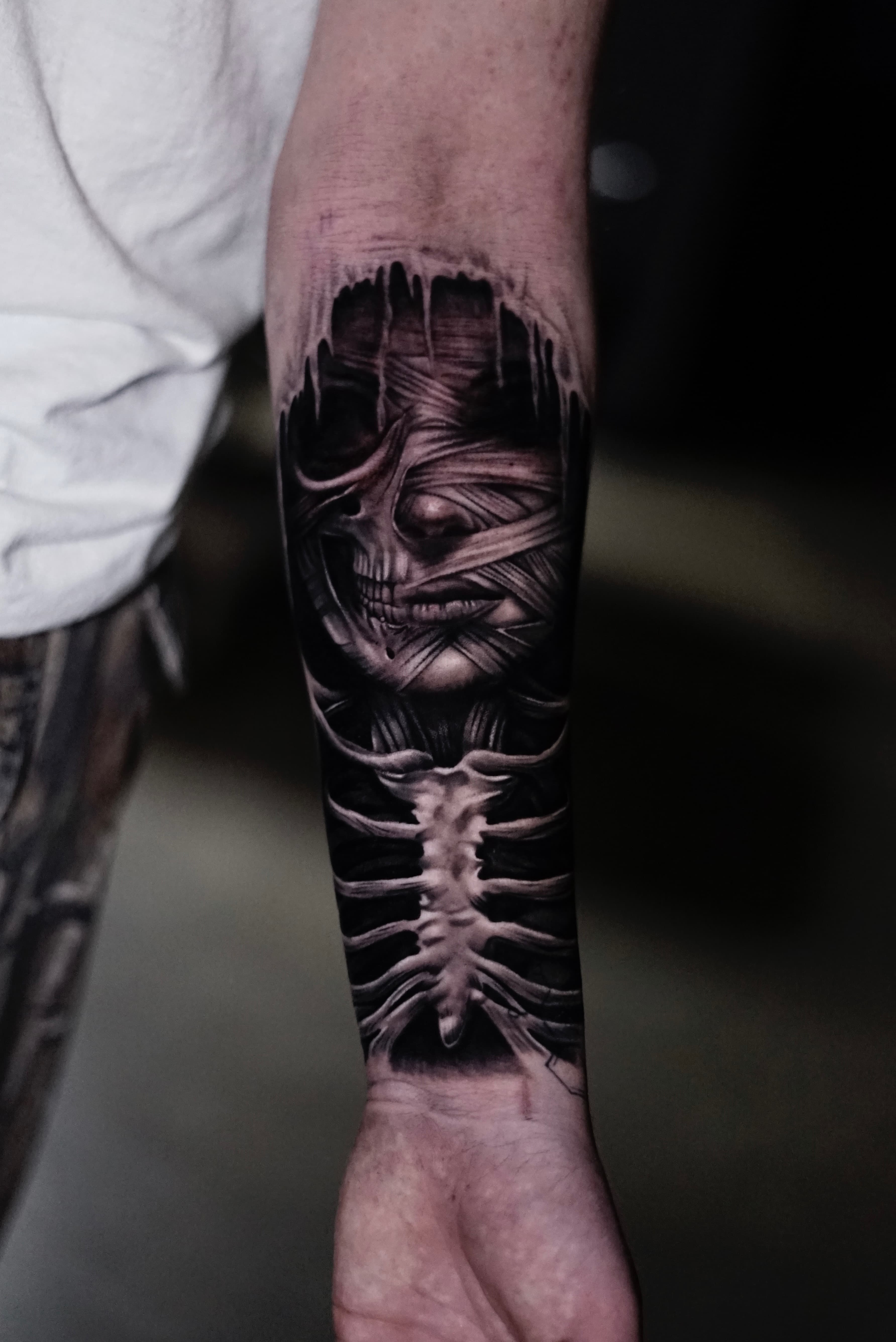 Black & Grey Realism — Diego Torres